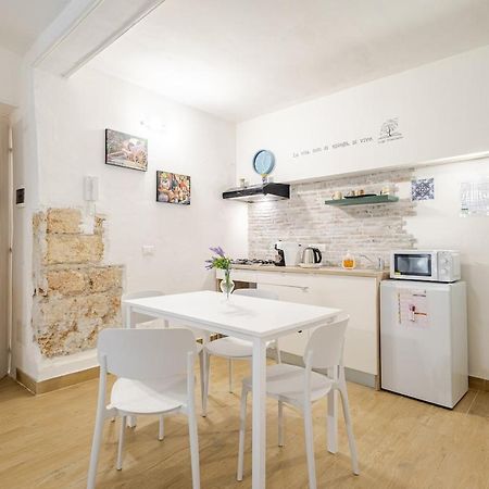 Talia Capo Massimo Apartment Палермо Екстериор снимка