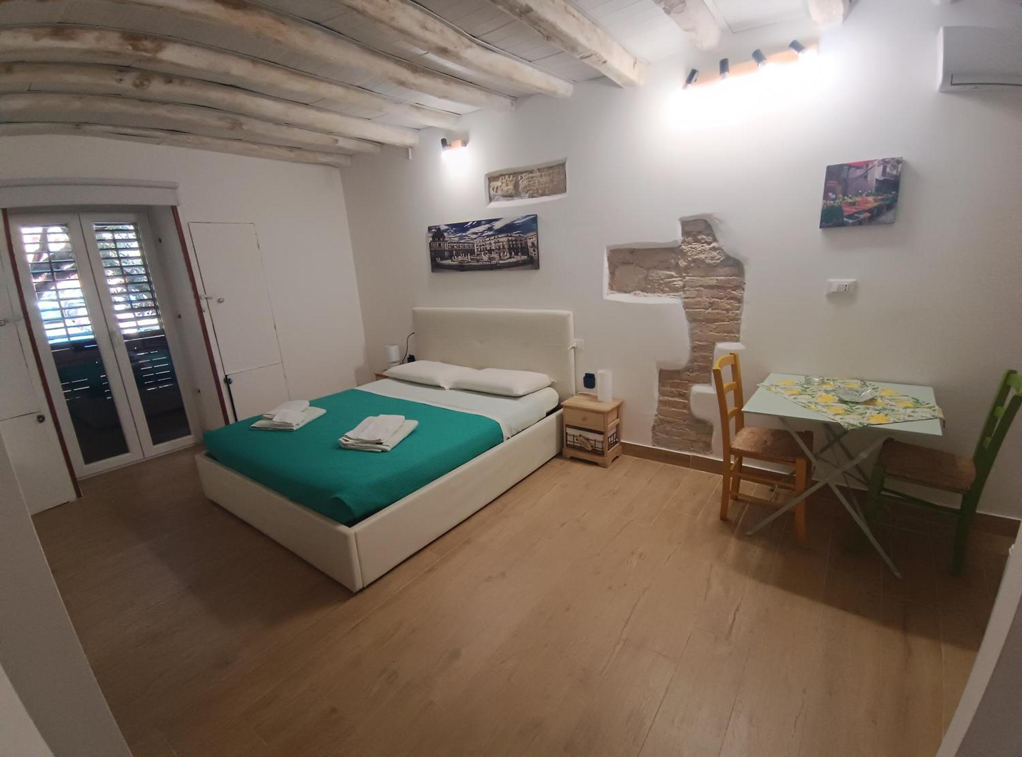 Talia Capo Massimo Apartment Палермо Екстериор снимка