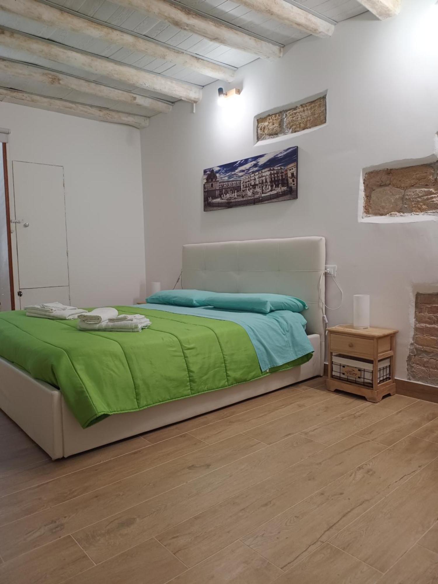 Talia Capo Massimo Apartment Палермо Екстериор снимка