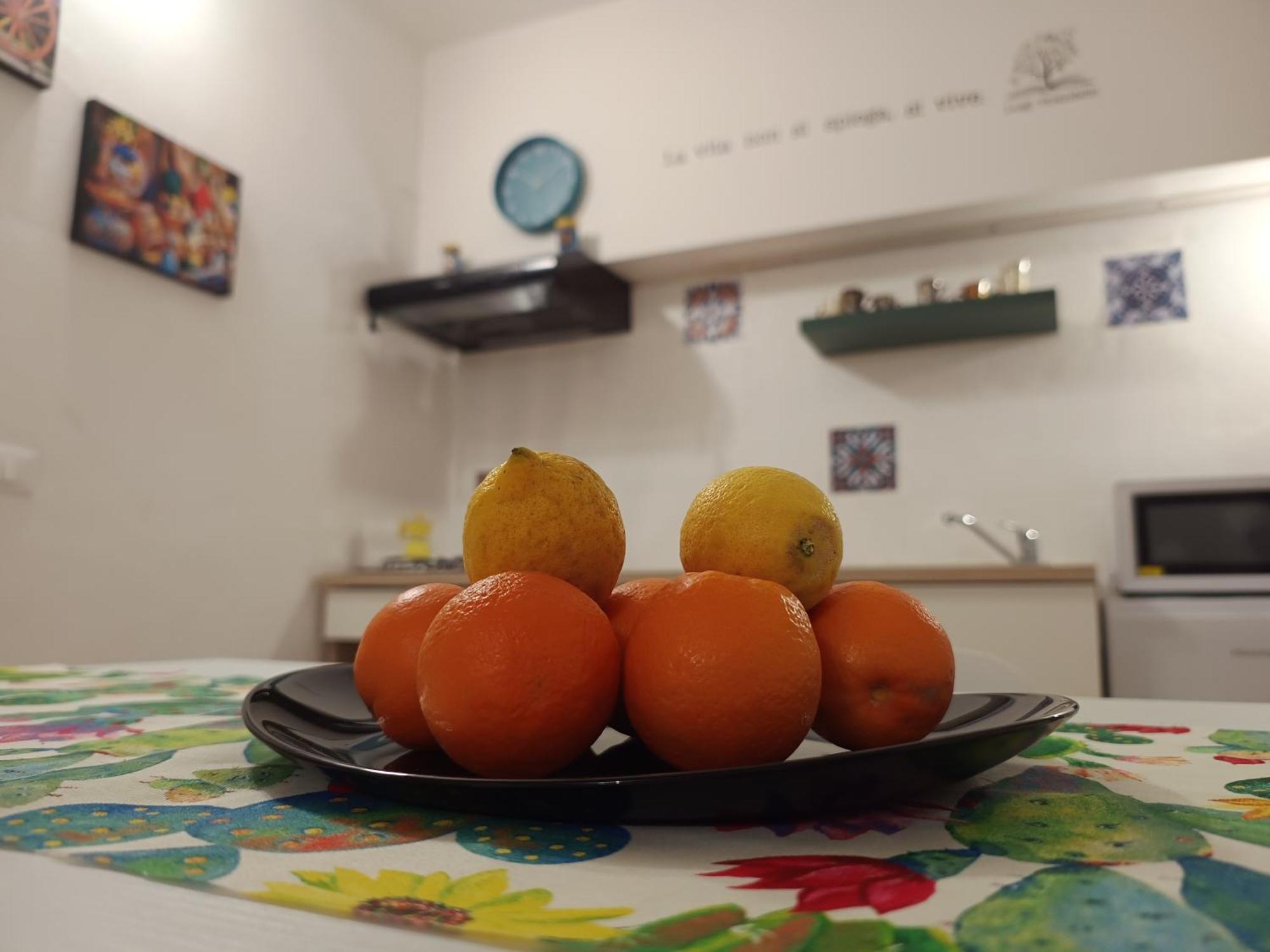 Talia Capo Massimo Apartment Палермо Екстериор снимка
